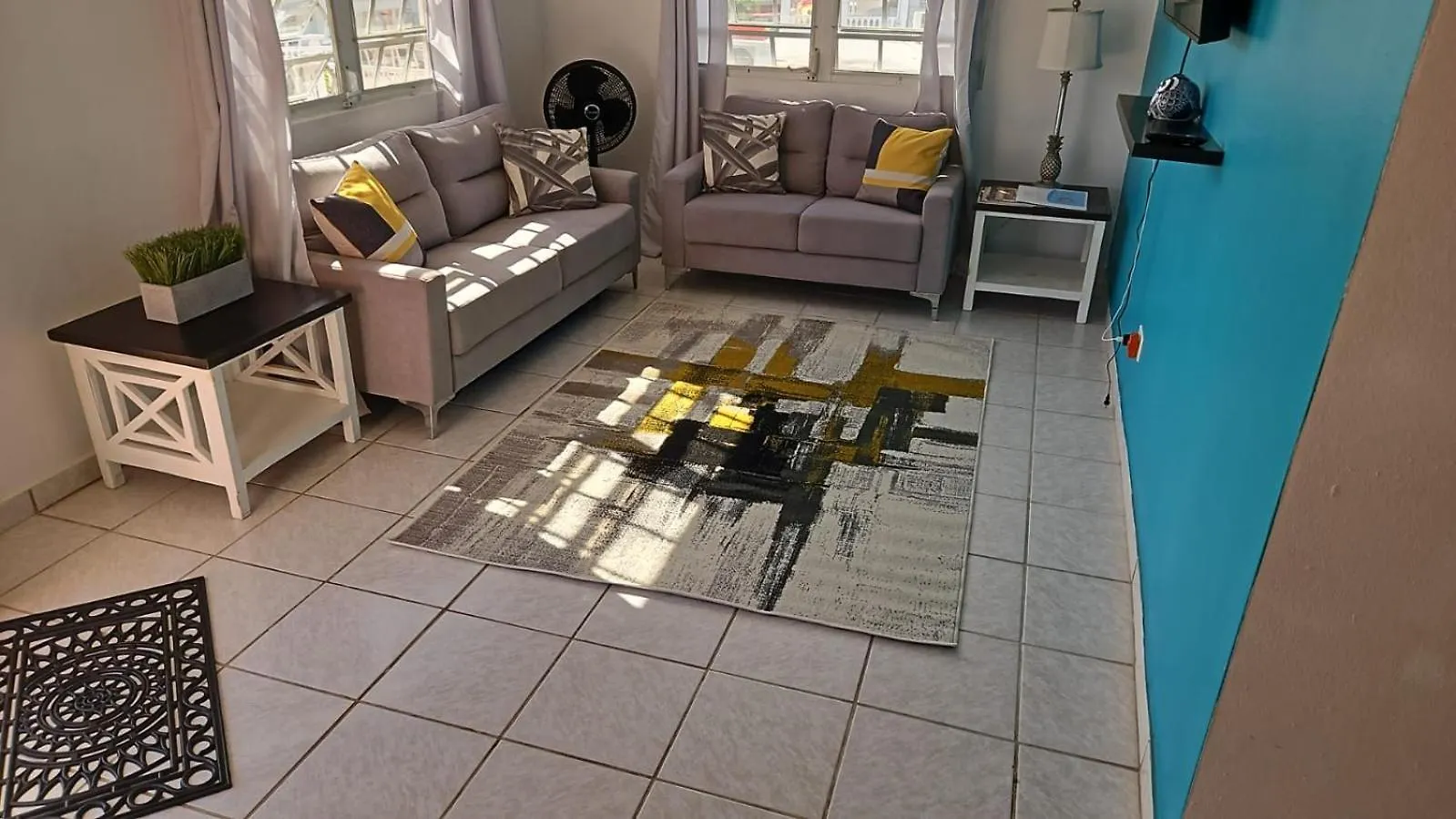 Cozy Cute Home 2Nd Floor Pay At The Property And We Have Many Method Of Payments Just Ask Us Fajardo 0*,  Puerto Rico